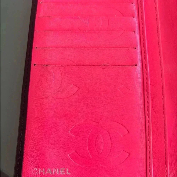 “CHANNEL” 💯 Authentic Combon line Lambskin long bifold wallet comes with card - Picture 7 of 13